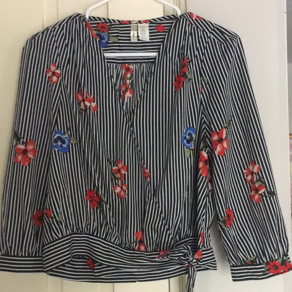 Floral striped cropped blouse - Picture 1 of 5